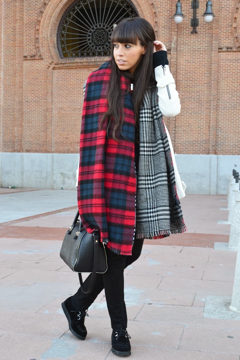 TARTAN SCARF Wear Wild