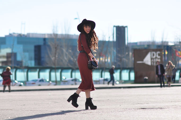 Street style, boho style, midi dress, long coat, black hat