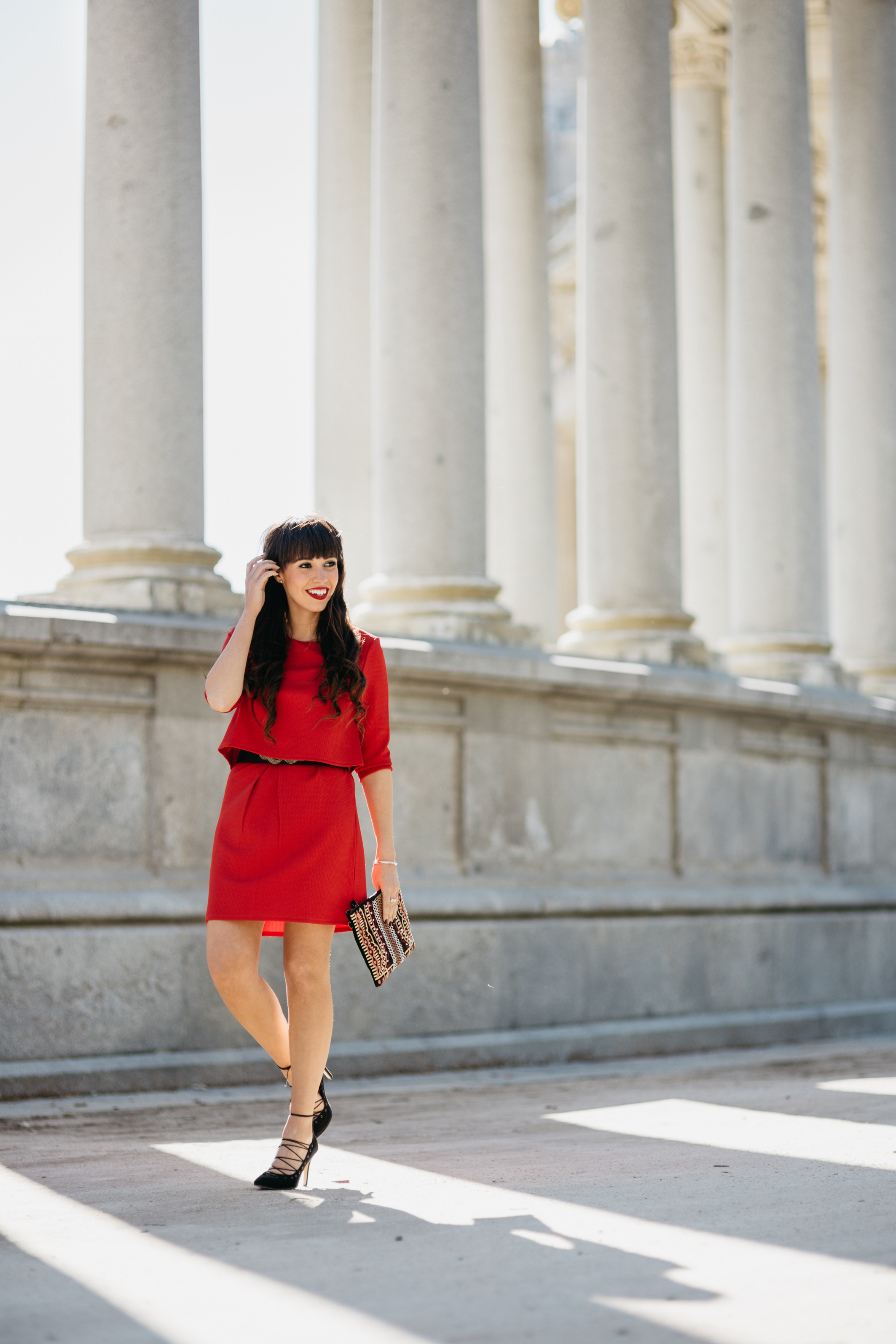Street style, ceremony outfit, red dress, lace up heels, ethnic bag, We say oui look