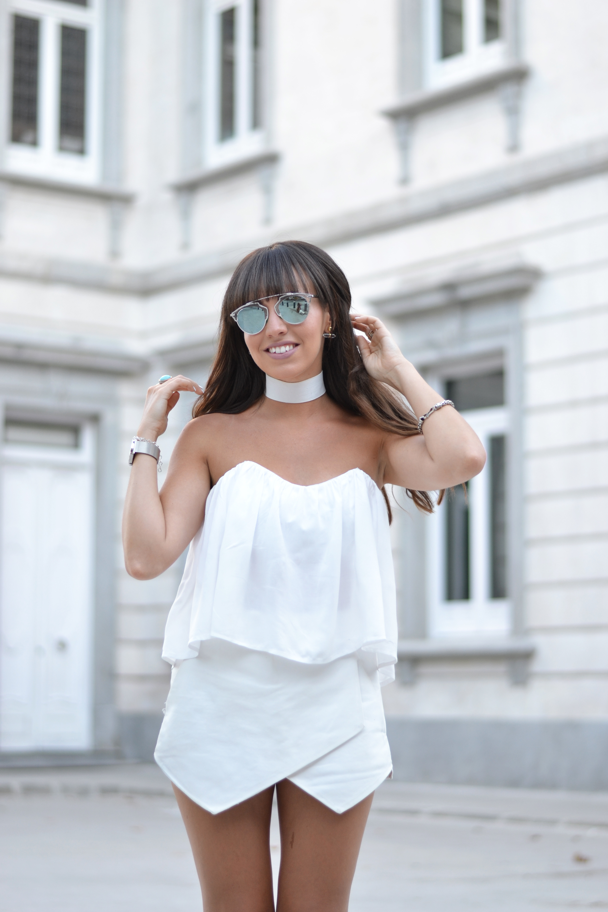 Summer outfit, street style, total white, choker, mint sandals, marble watch