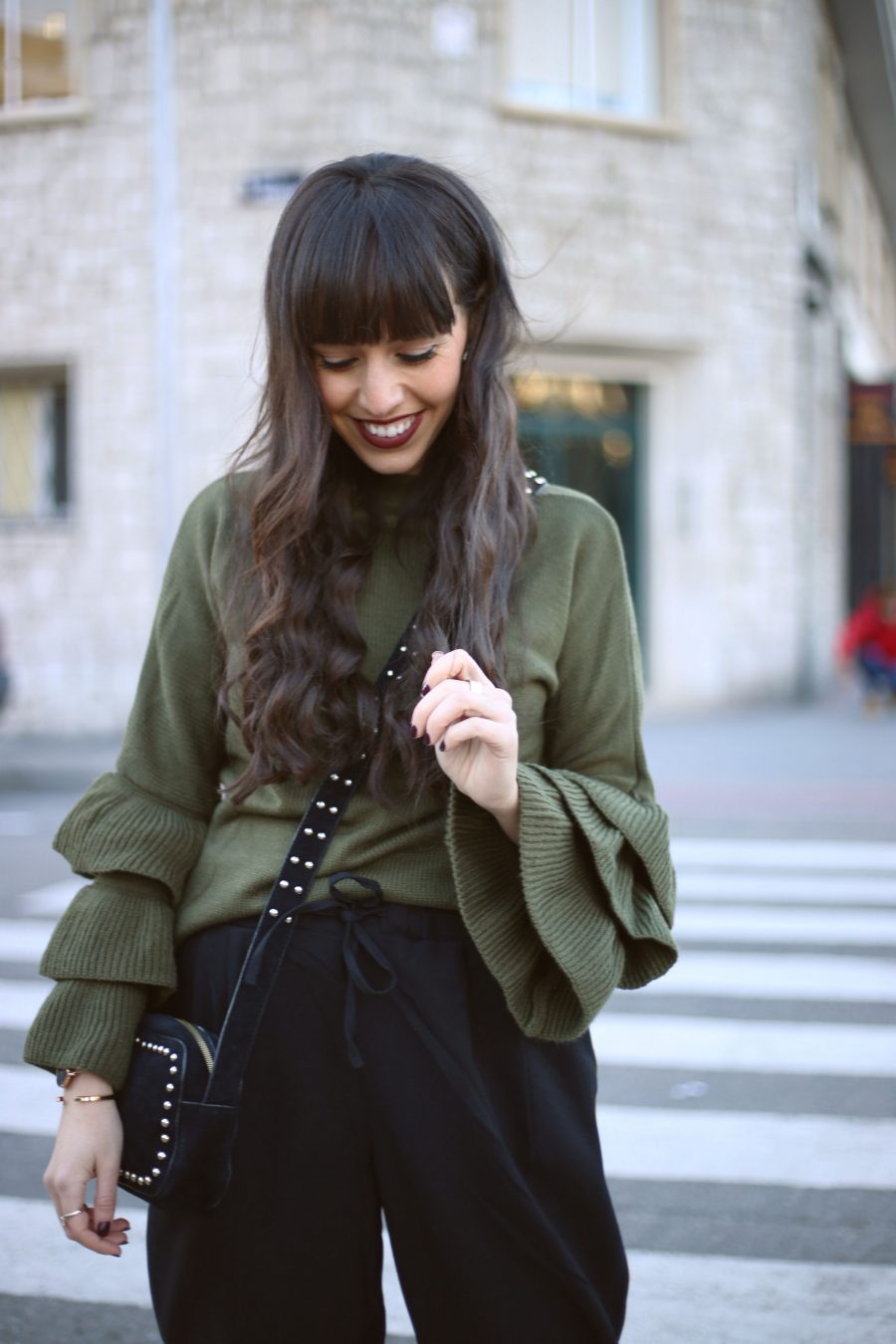 FLOUNCE SWEATER & JOGGER PANTS